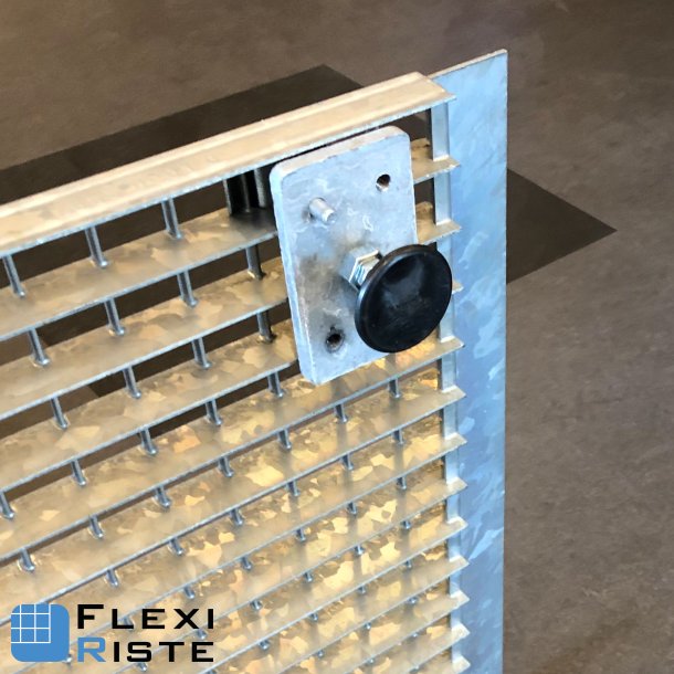 Adjustable foot with mounting plate  Wing