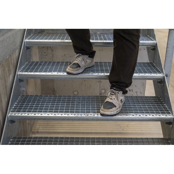 Presristetrin 600x240 mm